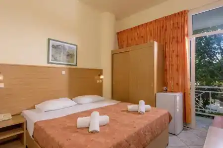 Eri Beach & Village - 8