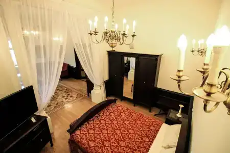 Палац - 67