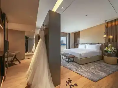 Swissotel The Stamford - 97