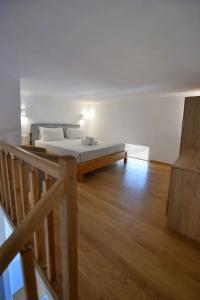 Douskos Guesthouse - 130