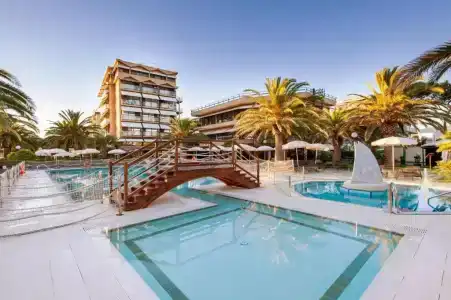 Caesar Residence & Spa - 38