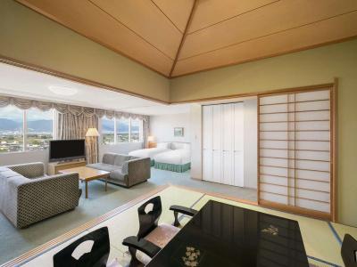 Royal Nagano - 36