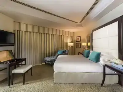 Mövenpick Grand Al Bustan - 46