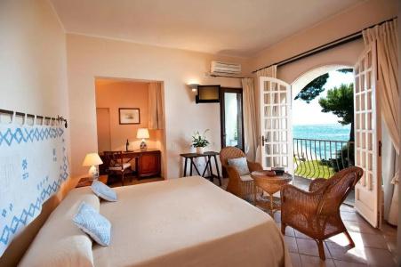 Is Morus Relais - 2