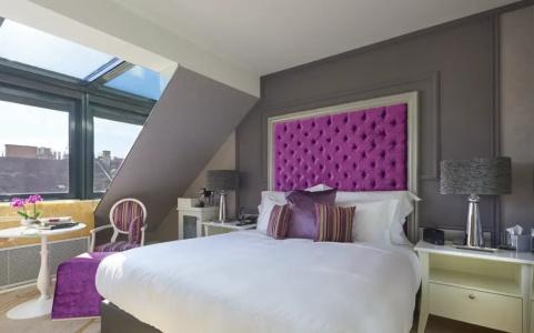 Aria Budapest by Library Collection - 59