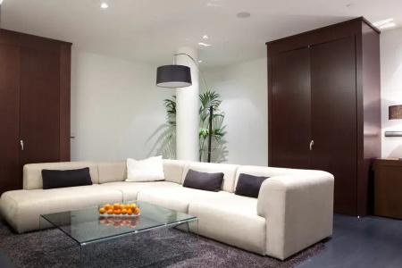 Diagonal Plaza - 67