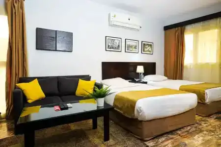 NewCity Apart- Suites & - 35