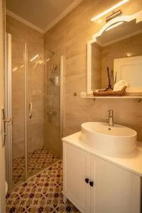 Sandal Alaçatı - Adult Only - 22