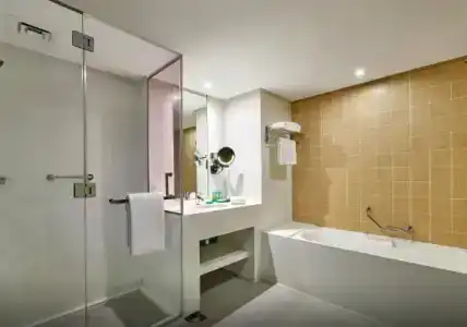 Ramada and Suites by Wyndham Dubai JBR - 48