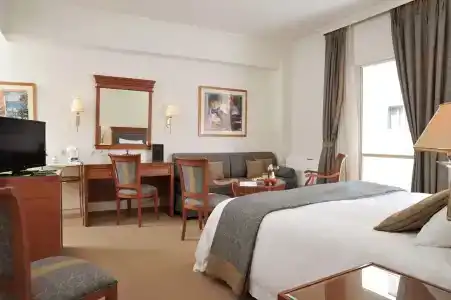 Athens Atrium & Jacuzzi Suites - 32