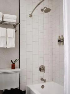 Hampton Inn Manhattan-Times Square North - 23