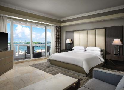 DoubleTree by Hilton Grand Biscayne Bay - 84