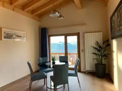 Viu Villars - 33