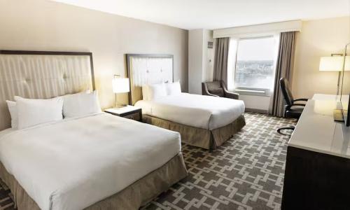 Hilton/ Fallsview and Suites - 54