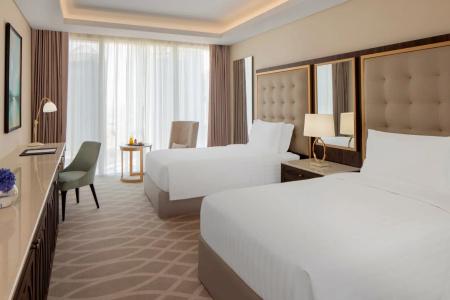 Dusit - 18