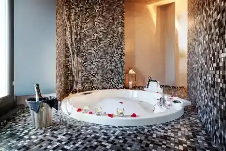 Dharma Luxury - 123