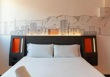 easyMalaga City Centre - 17
