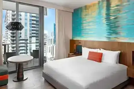 East Miami - 32