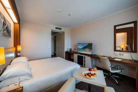 DoubleTree By Hilton Olbia - Sardinia - 48