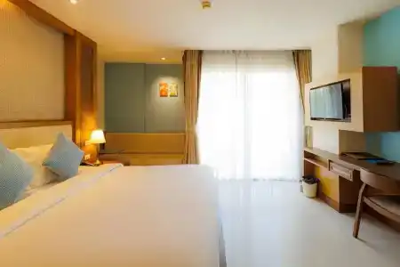 The ASHLEE Plaza Patong & Spa - 36