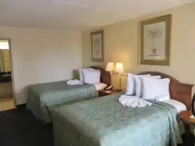 Days Inn by Wyndham Orlando Airport Florida Mall - 22