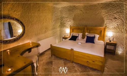 Azure Cave Suites - 54