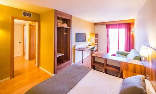 Golden Avenida Family Suites 4* - 39