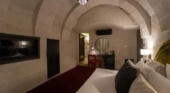Artemis Cave Suites & Spa - 31
