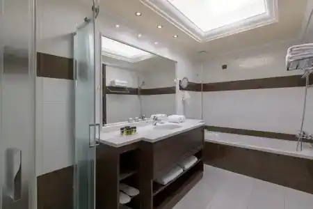 La Marquise Luxury Resort Complex - 72