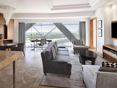 Hyatt Capital Gate Abu Dhabi - 43