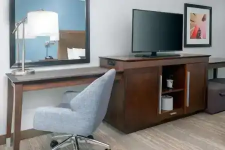 Hampton Inn Charlotte Uptown - 6