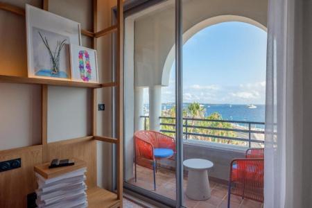 Radisson Blu 1835, Cannes - 57