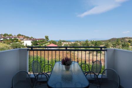 Ampelia Studios - 52