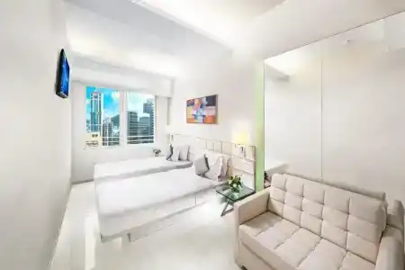 Empire - Wan Chai - 85