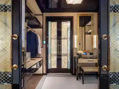 The Peninsula - 7