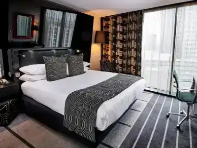 Crowne Plaza Manchester City Centre, an IHG - 11