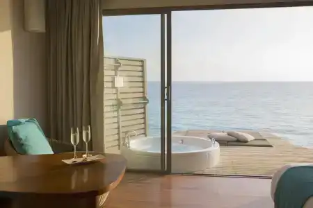 Centara Ras Fushi Resort & Spa Maldives - 3