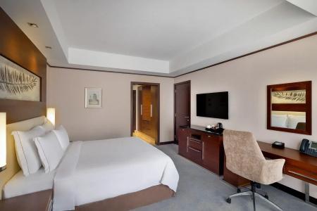 Grand Millennium Dubai - 35