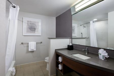 Courtyard by Marriott at Old Town - 18