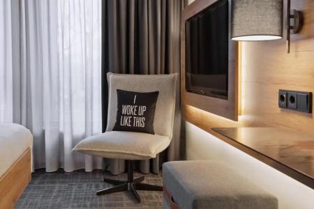 Moxy Berlin Humboldthain Park - 1