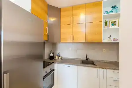 Apart m.s. Katunjanin - 30
