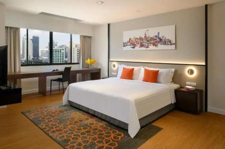 Phachara Suites Sukhumvit - 48