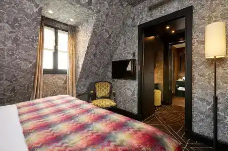 Le Pavillon de la Reine & Spa - Small Luxurys of the World - 10