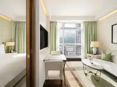 Lanson Place - 53