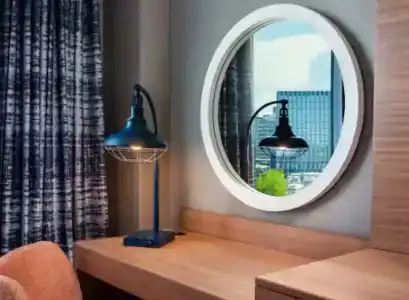 Hampton Inn Boston Seaport District - 28