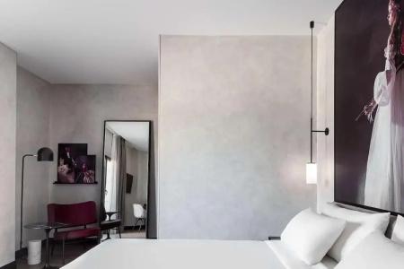 Paseo del Arte, a member of Radisson Individuals - 43