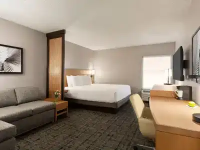 Hyatt Place Tucson Central - 33
