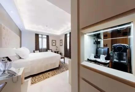 Aleph Rome, Curio Collection By Hilton - 58