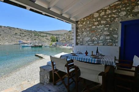 Douskos Guesthouse - 200