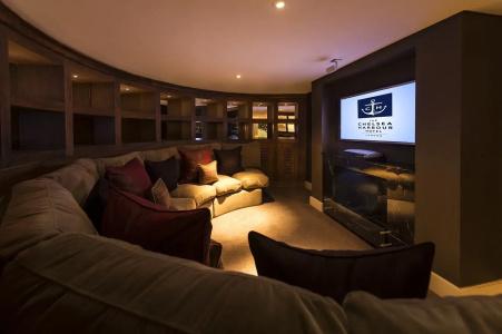 The Chelsea Harbour and Spa - 54